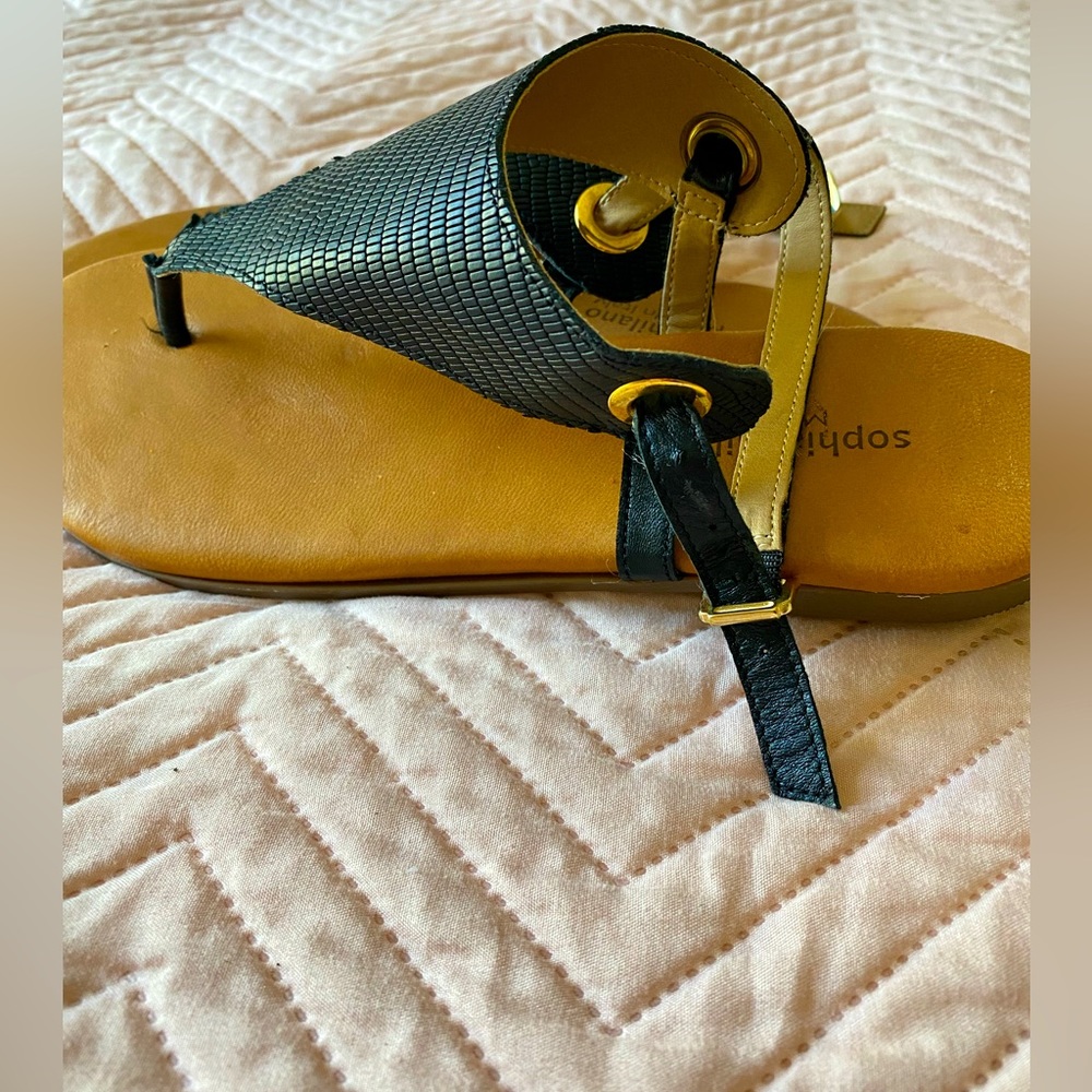Sandals - Picture 2 of 2